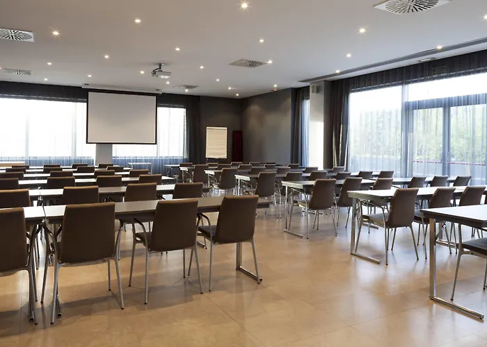 Готель Ac By Marriott 4*